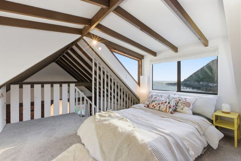 Photo of property in 2b Happy Valley Road, Owhiro Bay, Wellington, 6023