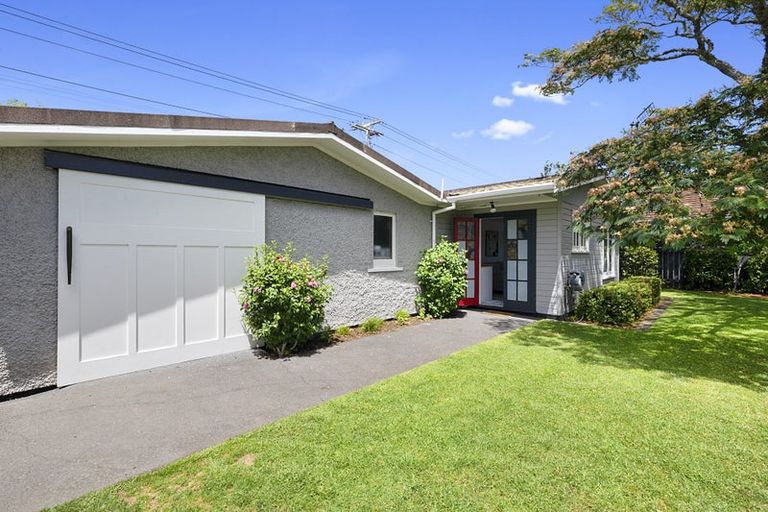 Photo of property in 54 Barrett Street, Westown, New Plymouth, 4310