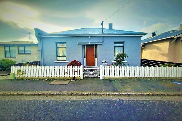 Photo of property in 37 Atkinson Street, South Dunedin, Dunedin, 9012