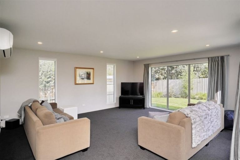 Photo of property in 14a Colenso Street, Sumner, Christchurch, 8081