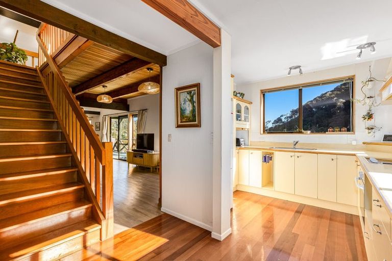 Photo of property in 126a Cheviot Road, Lowry Bay, Lower Hutt, 5013