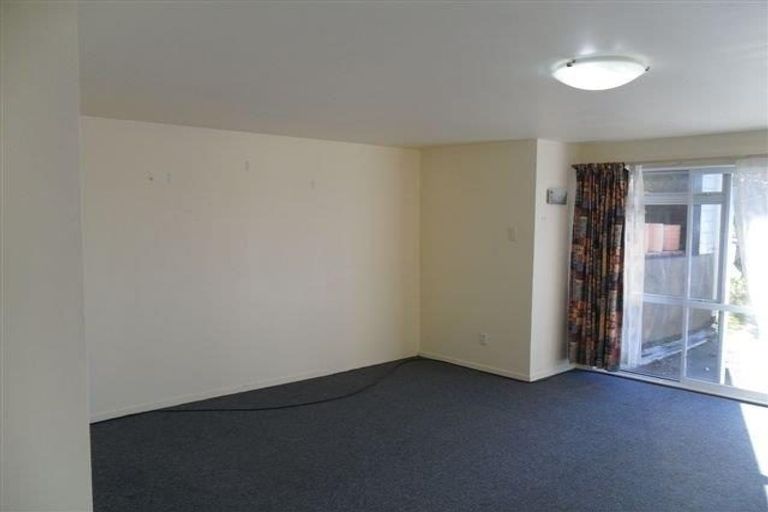 Photo of property in 14 Atlanta Grove, Brooklyn, Wellington, 6021