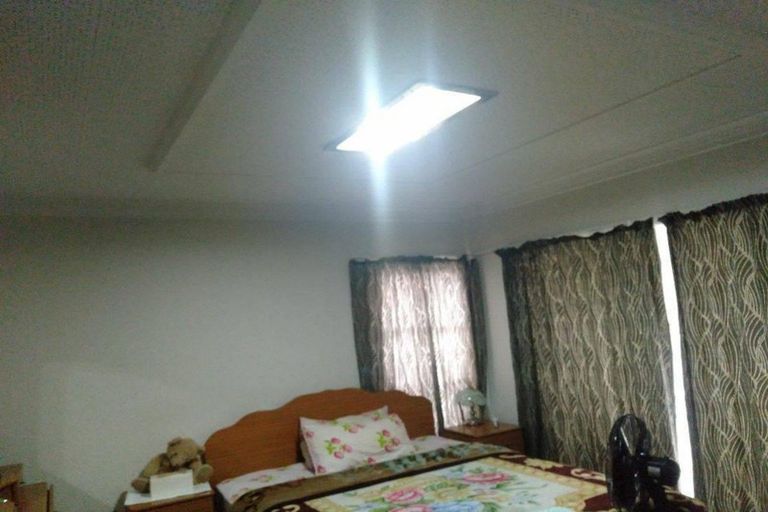 Photo of property in 221 Great South Road, Manurewa, Auckland, 2102