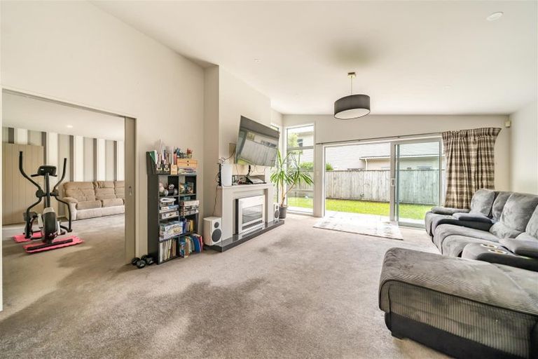 Photo of property in 7 Halewood Grove, Churton Park, Wellington, 6037