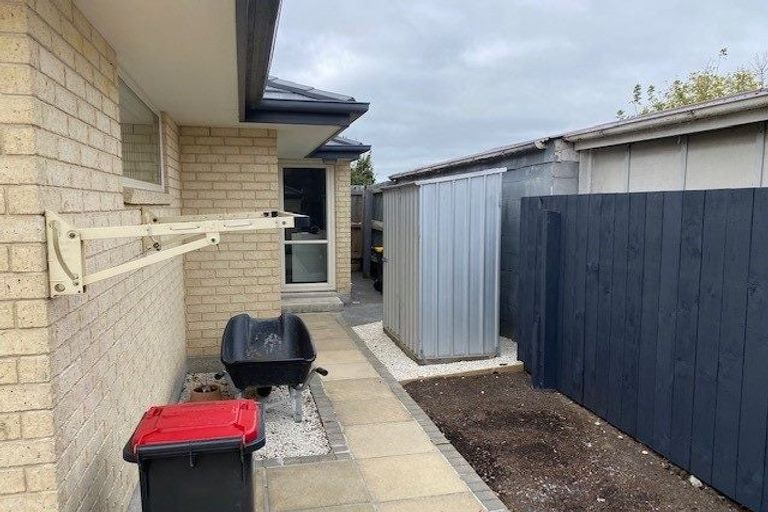 Photo of property in 2/162 Wainoni Road, Avondale, Christchurch, 8061