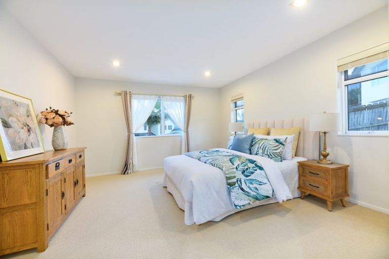 Photo of property in 4 San Casello Rise, Henderson, Auckland, 0612