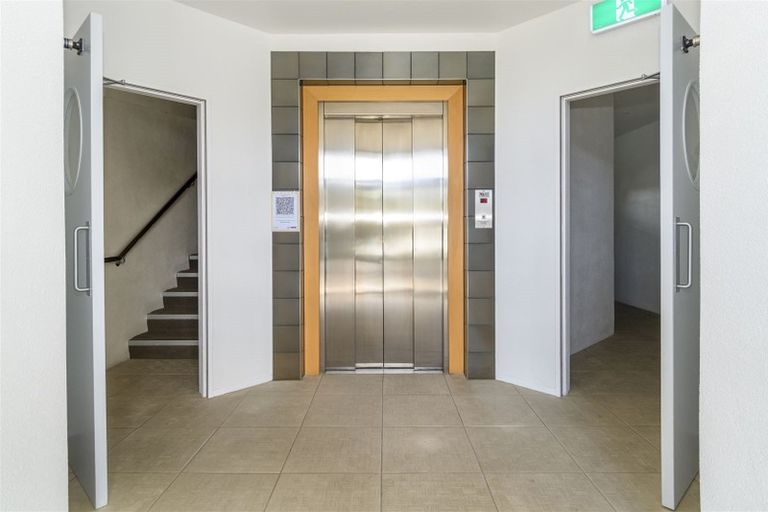 Photo of property in 1/1086 Papamoa Beach Road, Papamoa Beach, Papamoa, 3118