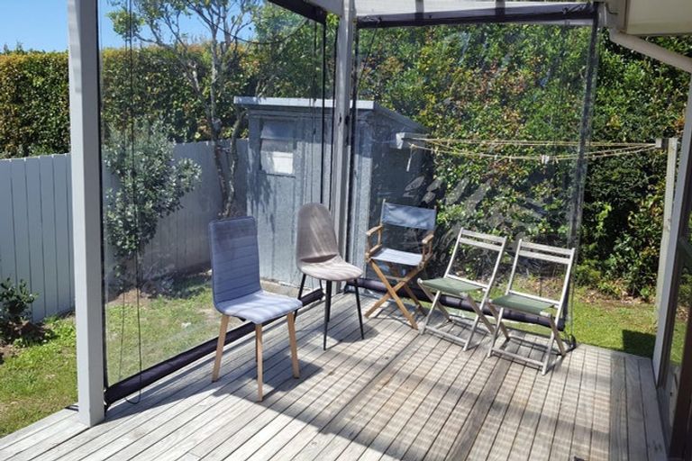 Photo of property in 31 Gladstone Road, Northcote, Auckland, 0627