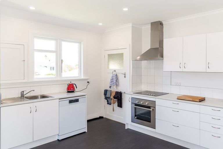 Photo of property in 81 Kenmure Road, Belleknowes, Dunedin, 9011