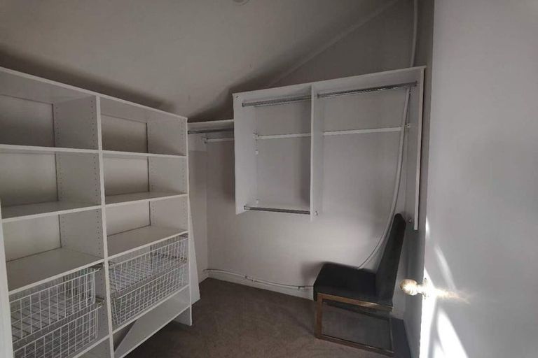 Photo of property in 2 Mellons Bay Road, Howick, Auckland, 2014