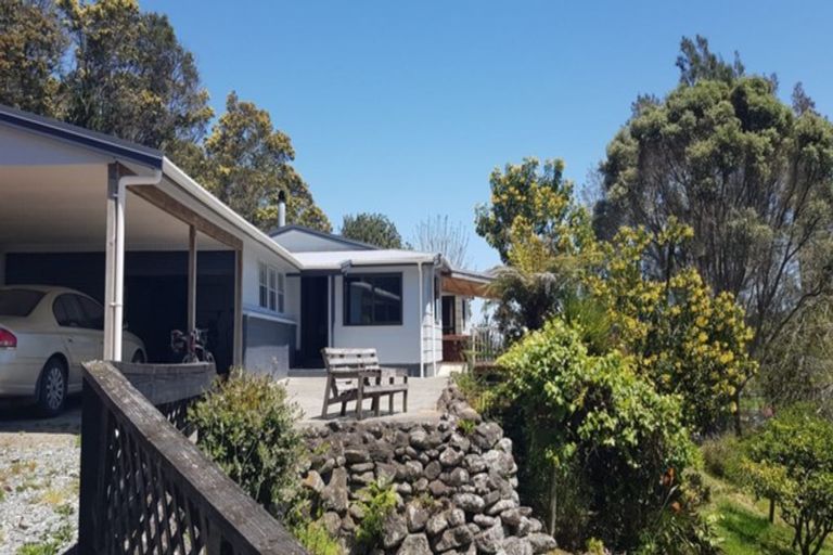 Photo of property in 8 Hill Street, Hikurangi, 0114