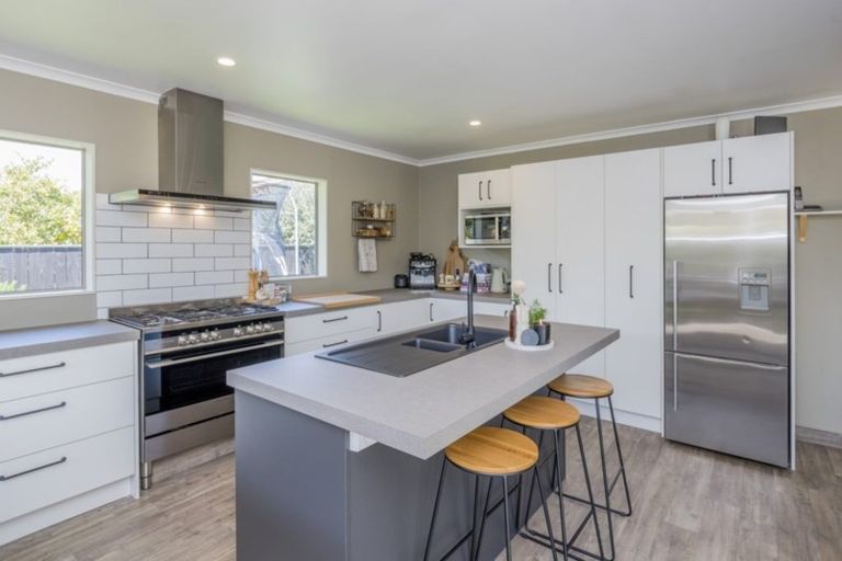 Photo of property in 8a Dee Street, Levin, 5510