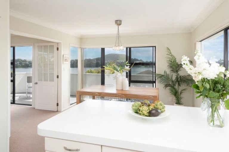 Photo of property in 6 Marine Lane, Mount Wellington, Auckland, 1060