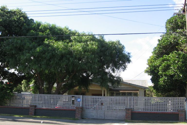Photo of property in 8 Tennyson Street, Petone, Lower Hutt, 5012