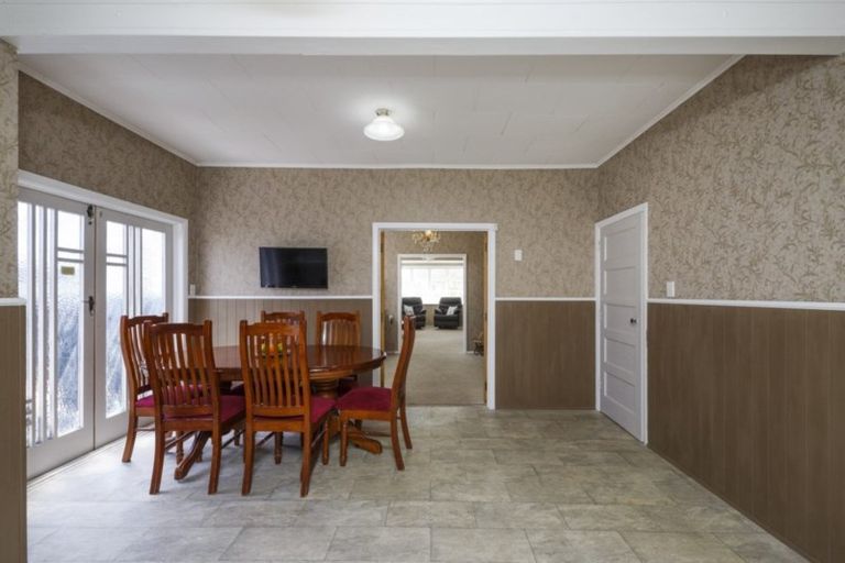 Photo of property in 28 Oxford Street, Hokowhitu, Palmerston North, 4410