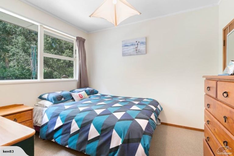 Photo of property in 31 Autumn Avenue, Glen Eden, Auckland, 0602