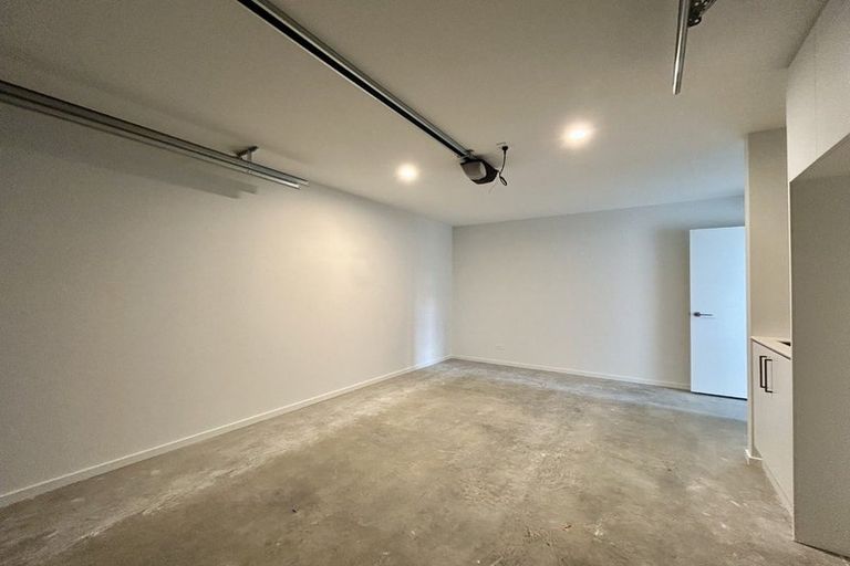 Photo of property in 8a Privet Way, Rolleston, 7614