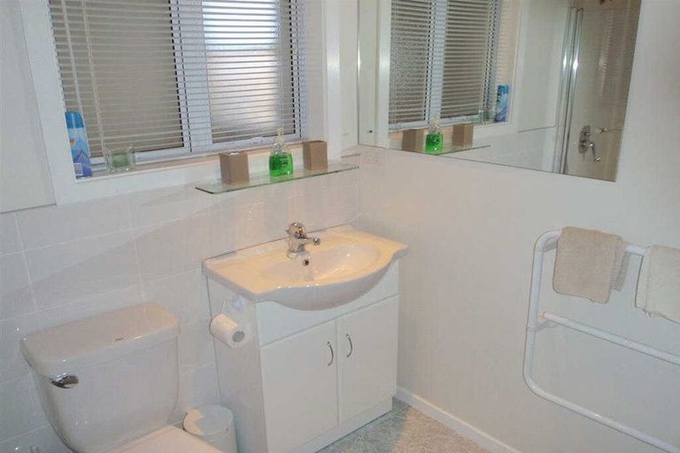 Photo of property in 18 Bowenvale Avenue, Cashmere, Christchurch, 8022