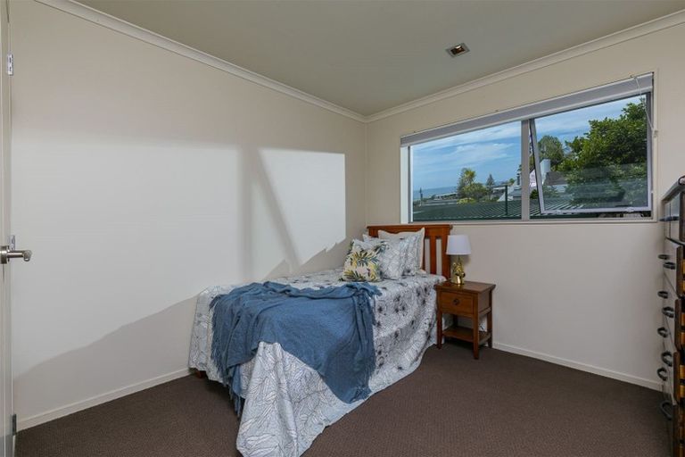 Photo of property in 1/40 Beulah Avenue, Rothesay Bay, Auckland, 0630