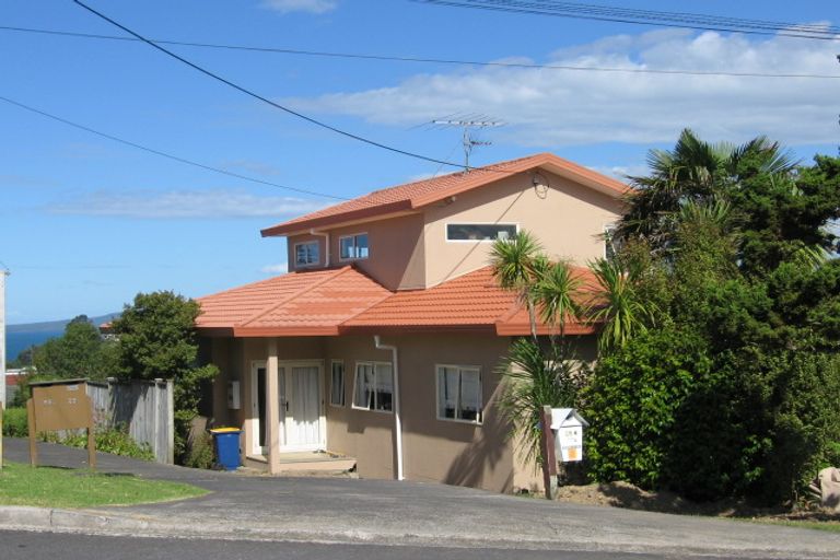 Photo of property in 2/55a Woodlands Crescent, Browns Bay, Auckland, 0630