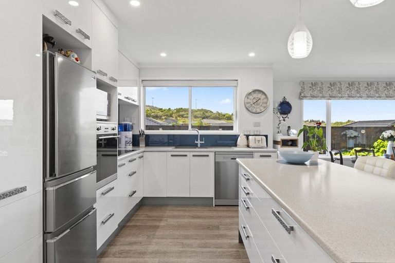 Photo of property in 2 Westmuir Crescent, Pokeno, 2402