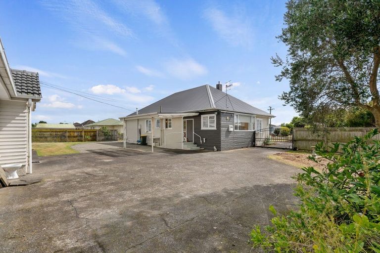 Photo of property in 3 Worcester Street, Levin, 5510