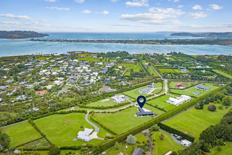 Photo of property in 261 Point Wells Road, Point Wells, 0986