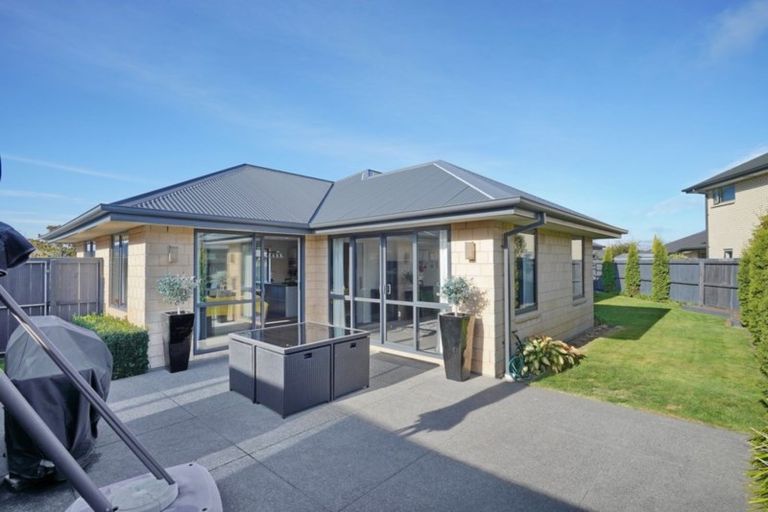 Photo of property in 40 Somerville Crescent, Aidanfield, Christchurch, 8025