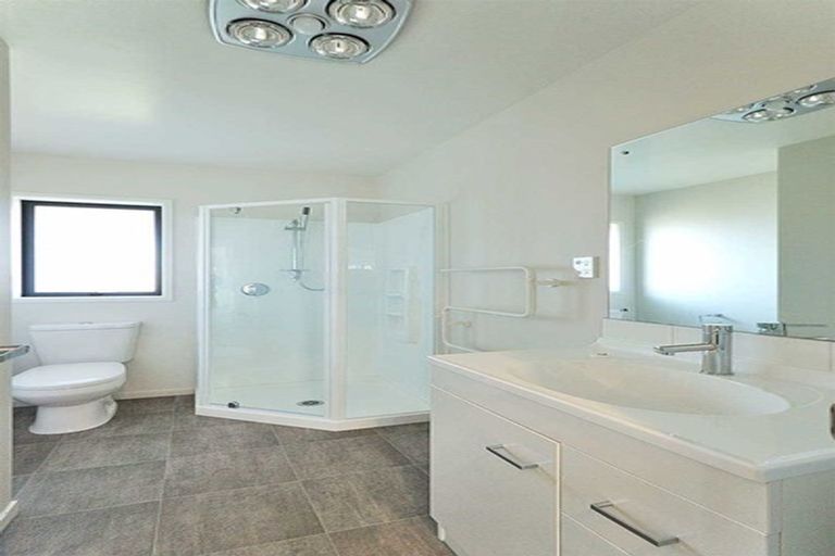 Photo of property in 2 Wallingford Crescent, Rolleston, 7615