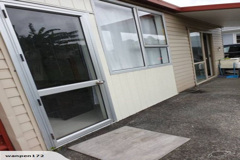 Photo of property in 172 Russell Road, Manurewa, Auckland, 2102