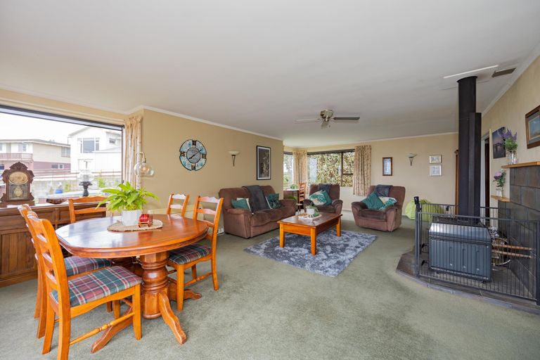 Photo of property in 61 Derwent Street, Oamaru North, Oamaru, 9400