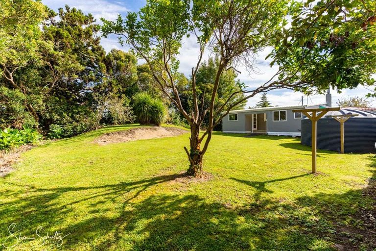Photo of property in 1899 Paparoa Valley Road, Paparoa, 0571