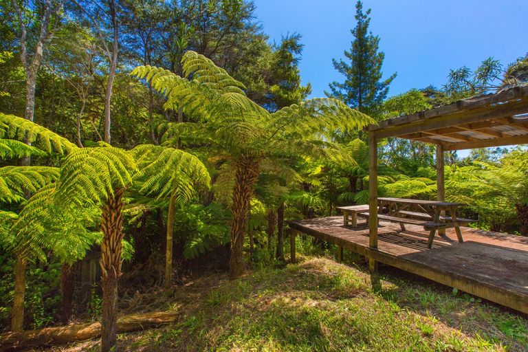 Photo of property in 22 Te Tuhi Road, Raglan, 3297