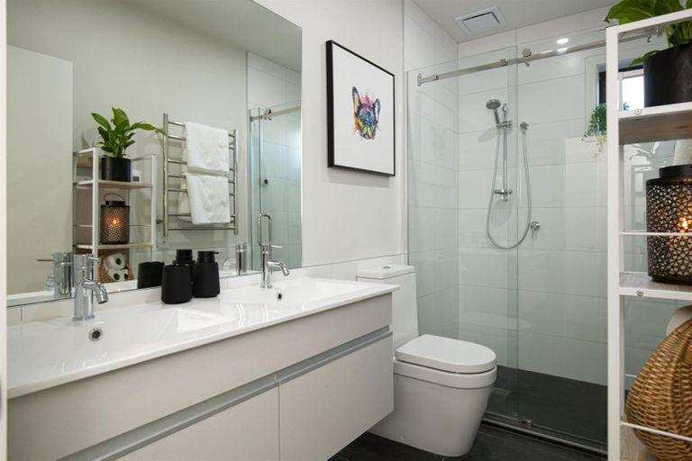 Photo of property in 8 Fife Court, Jacks Point, Queenstown, 9371