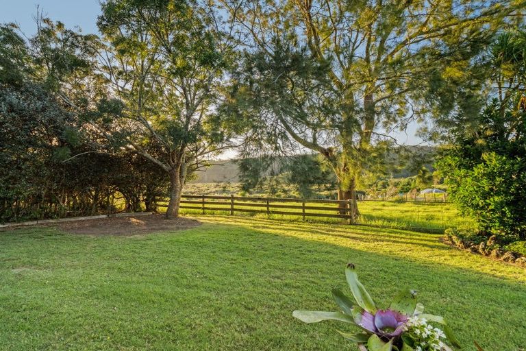 Photo of property in 11 Carol Leon Avenue, Kaukapakapa, 0871