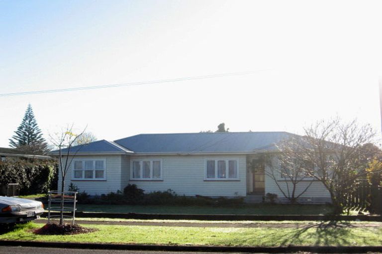 Photo of property in 74 Gloucester Road, Manurewa, Auckland, 2102