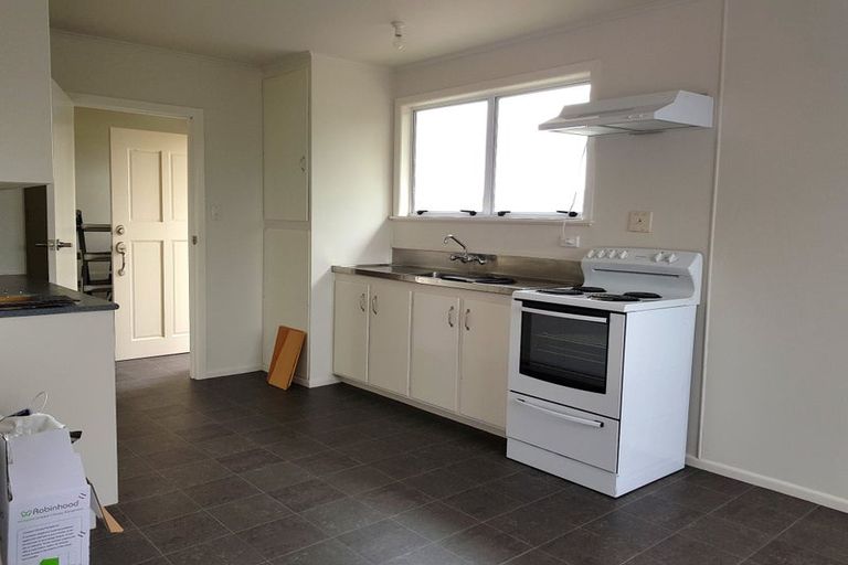 Photo of property in 18 Normandy Place, Henderson, Auckland, 0610