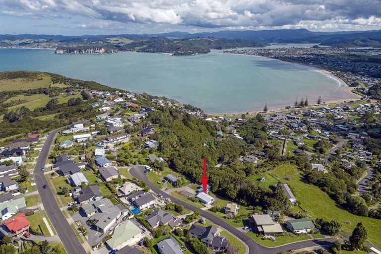 Photo of property in 15 Rabbit Way, Whitianga, 3510