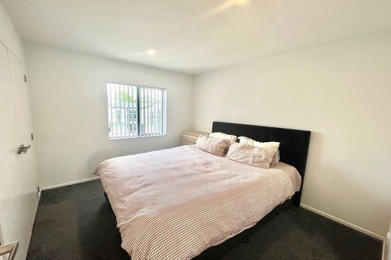 Photo of property in 19 Artistry Lane, Papakura, 2110