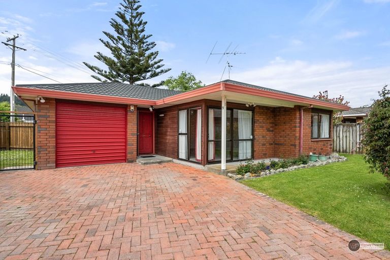 Photo of property in 9 Cooper Street, Taita, Lower Hutt, 5011