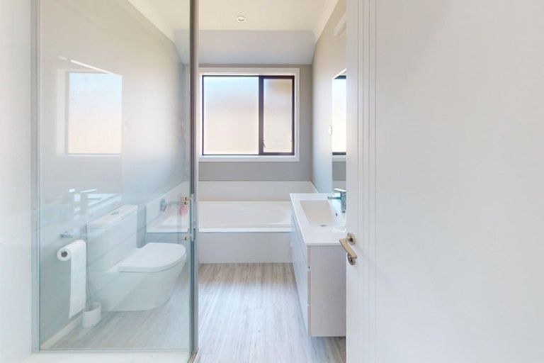 Photo of property in 20b Phillips Street, Sanson, 4817