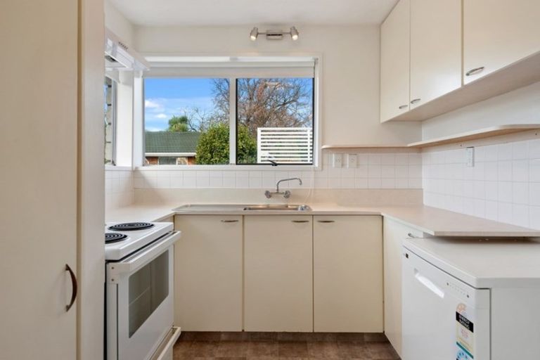 Photo of property in 1/17 Urella Place, Spreydon, Christchurch, 8024