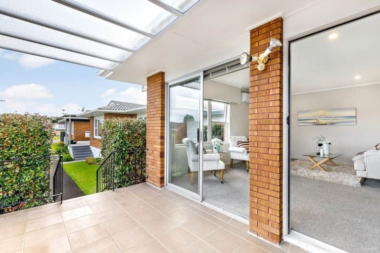 Photo of property in 3/4 Waterloo Road, Milford, Auckland, 0620