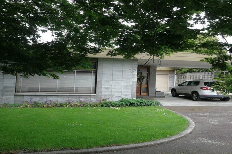 Photo of property in 19 Fitzroy Street, Terrace End, Palmerston North, 4410