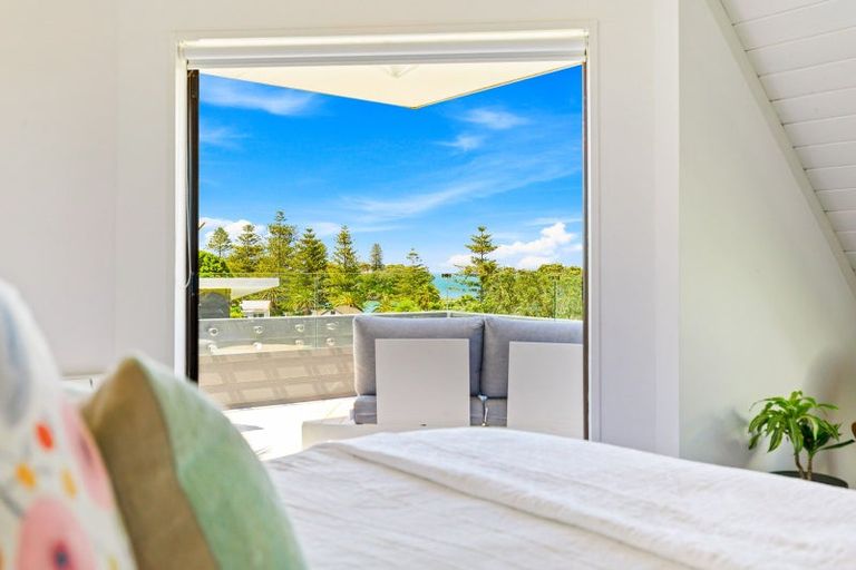 Photo of property in 89 Hebron Road, Waiake, Auckland, 0630