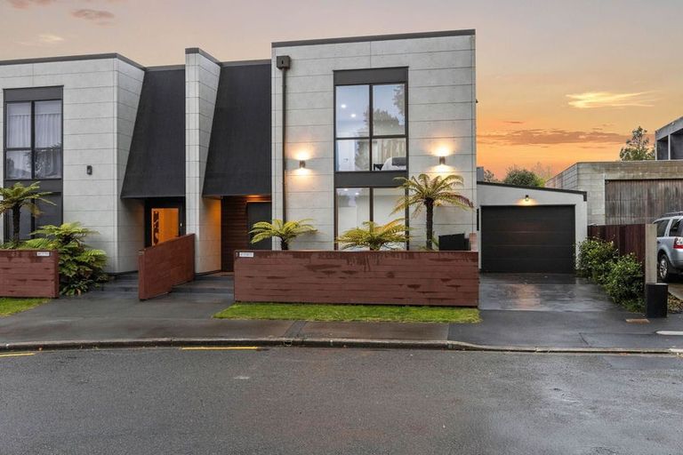 Photo of property in 329b Cambridge Terrace, Christchurch Central, Christchurch, 8013