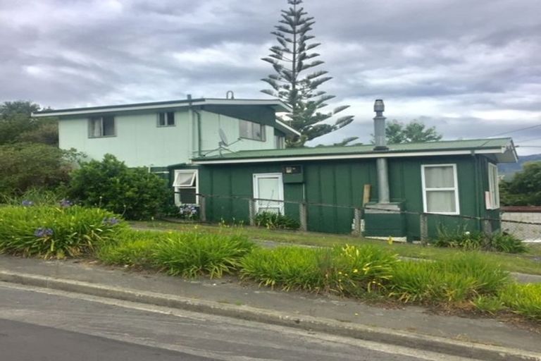 Photo of property in 20 Rue Grehan, Akaroa, 7520