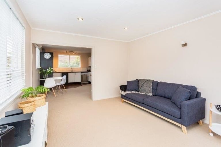 Photo of property in 1/15a Bennett Street, St Albans, Christchurch, 8052