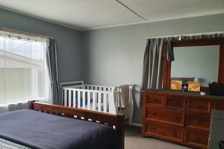 Photo of property in 43 Dunarnan Street, Avonside, Christchurch, 8061