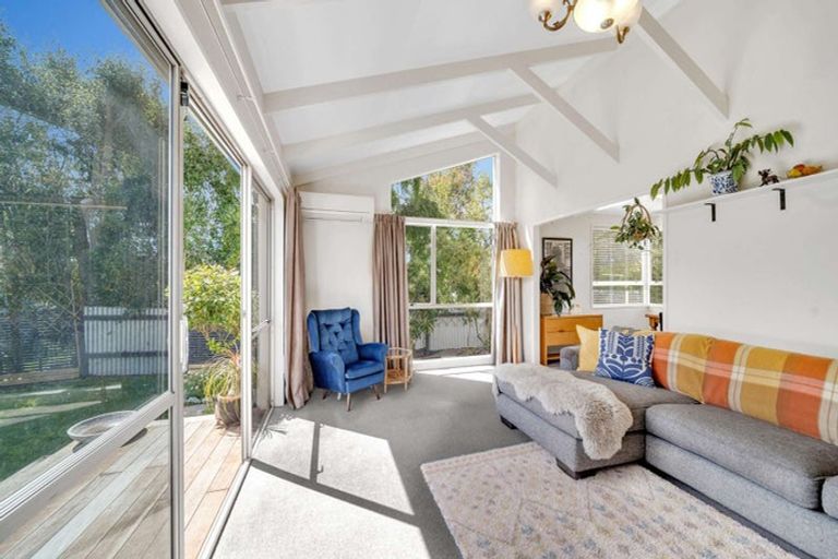 Photo of property in 9a Stuart Street, Holmes Hill, Oamaru, 9401